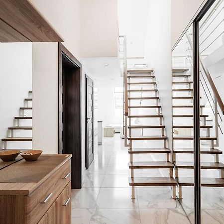 Luxurious Kaunas Basilica Apartment In Old Town By Urban Rent Kültér fotó