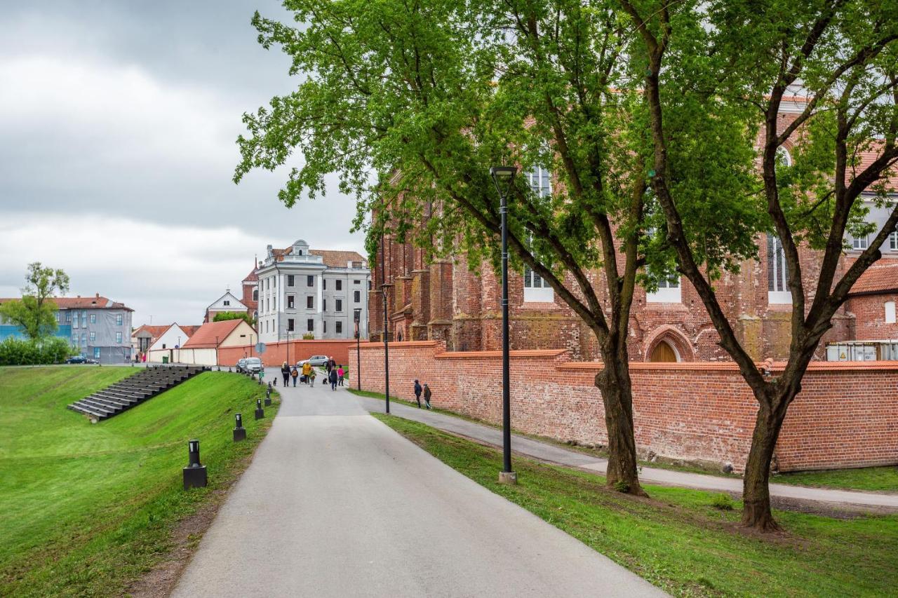 Luxurious Kaunas Basilica Apartment In Old Town By Urban Rent Kültér fotó