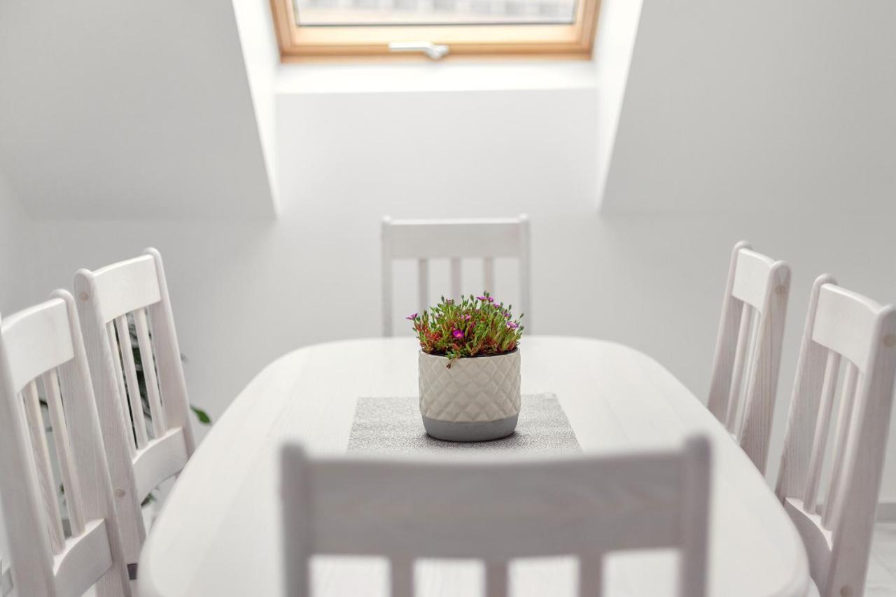 Luxurious Kaunas Basilica Apartment In Old Town By Urban Rent Kültér fotó