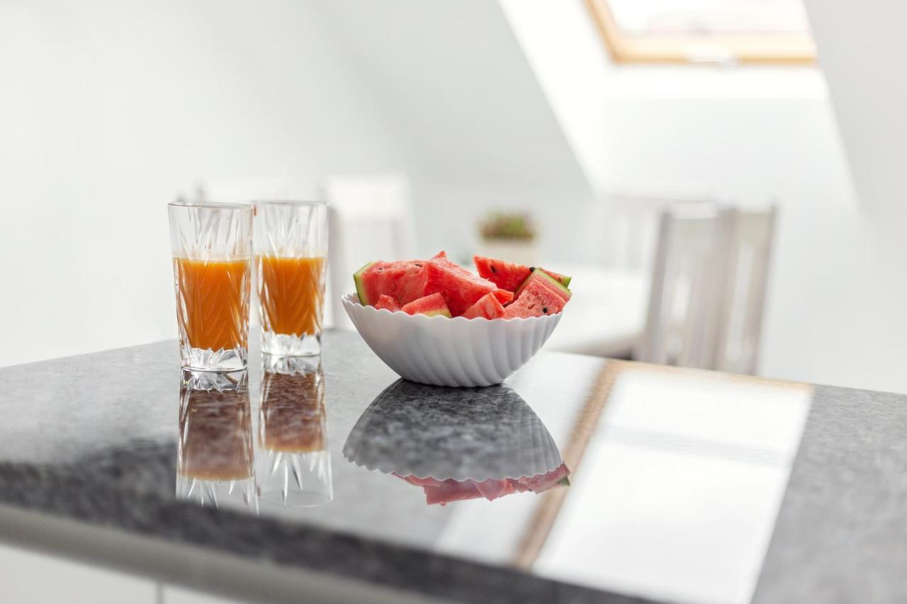 Luxurious Kaunas Basilica Apartment In Old Town By Urban Rent Kültér fotó